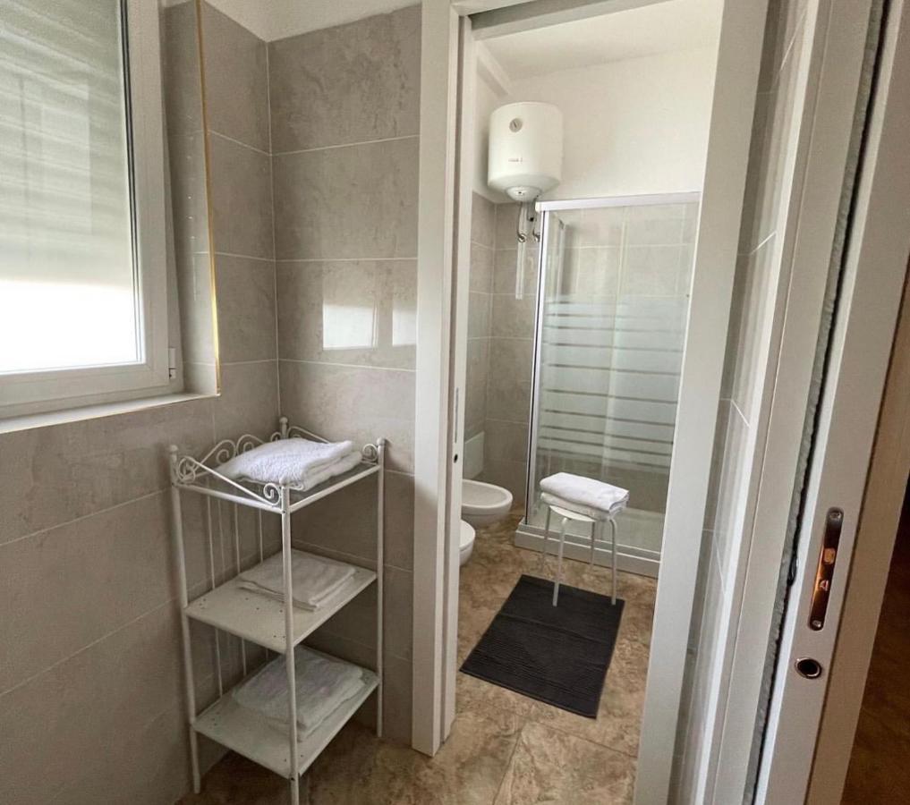 Esperanto B&B Bari Bagian luar foto