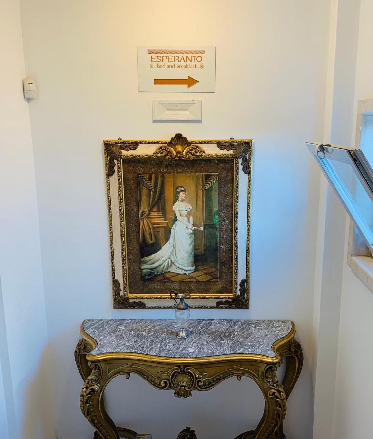 Esperanto B&B Bari Bagian luar foto