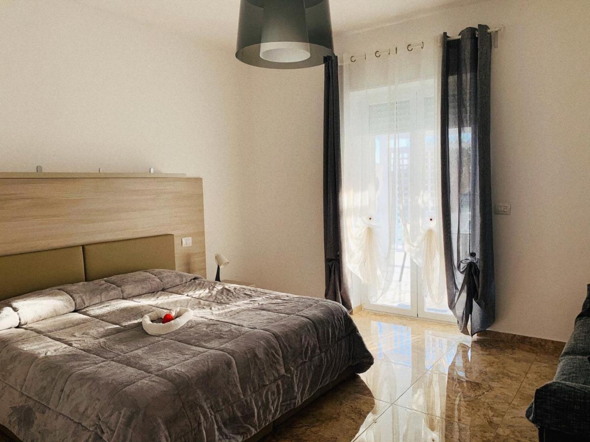 Esperanto B&B Bari Bagian luar foto